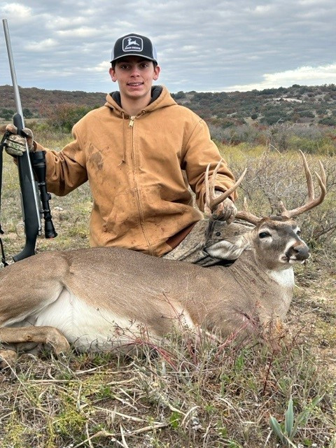 Click image for larger version

Name:	Dylans Deer 01.jpg
Views:	995
Size:	149.0 KB
ID:	26650932